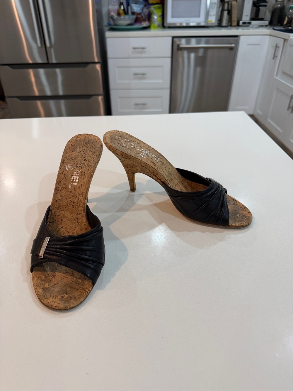 CHANEL Black Leather Cork Slide Mules vintage Y2K 👠